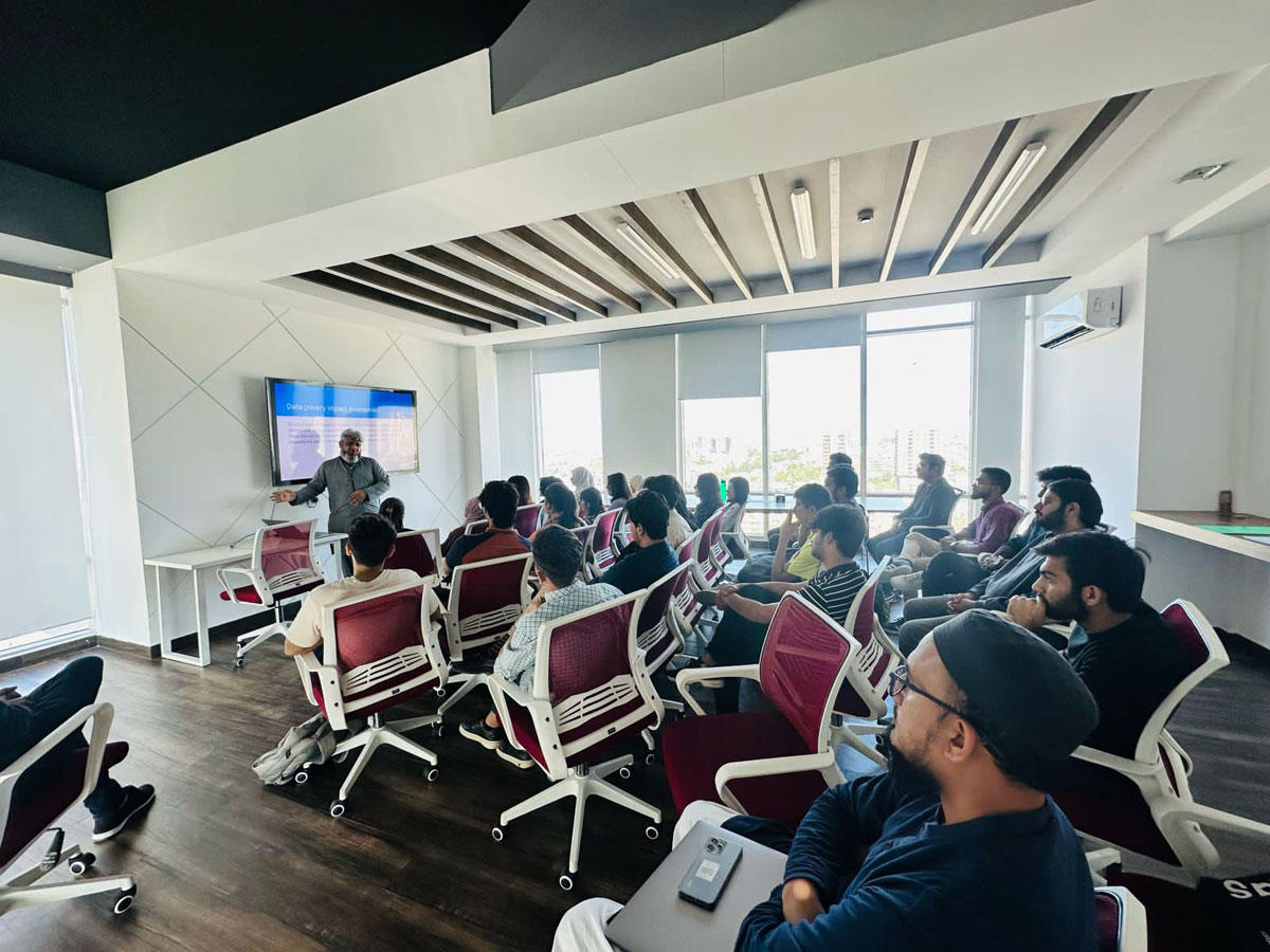 BSCS students visit Securiti.ai to gain practical insights