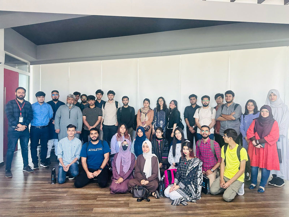 BSCS students visit Securiti.ai to gain practical insights