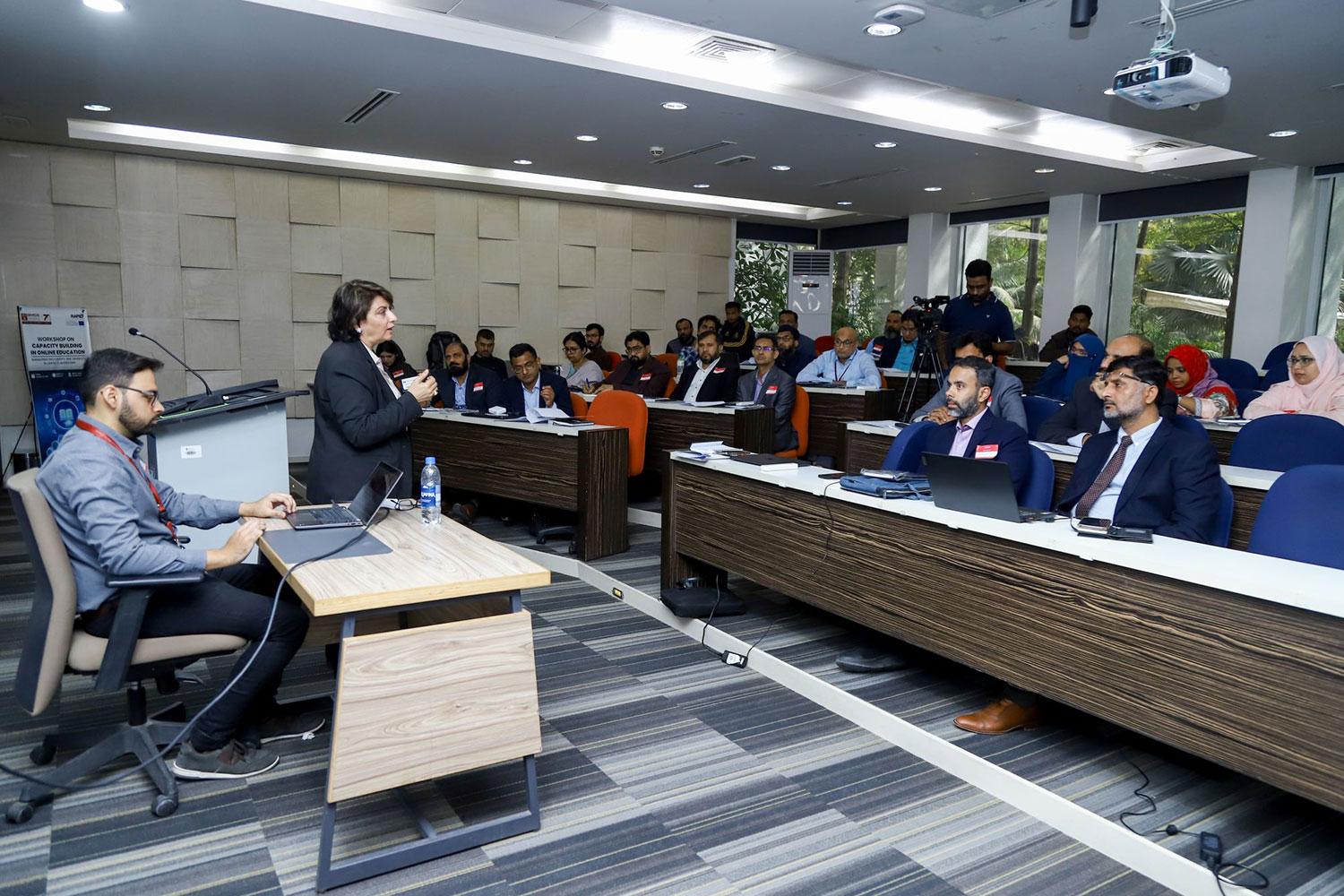 SMCS Hosts Workshop on 'Capacity Building in Online Education in Pakistan' under RAPIDE Erasmus+ Project