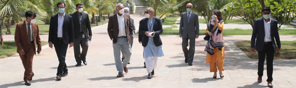 Executive Director hosts lunch for new BoG members