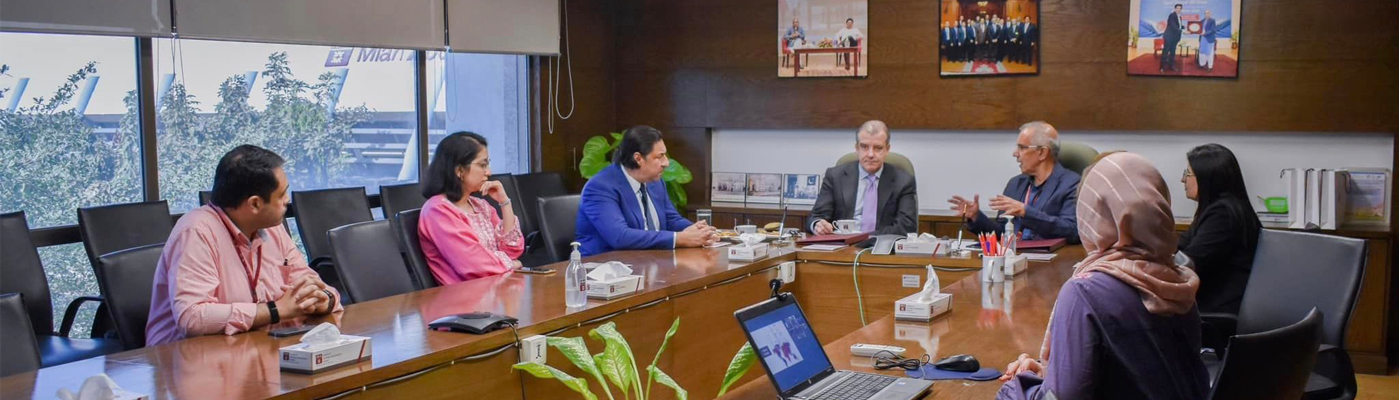 Executive Director IBA and Ambassador of Spain signed an MoU to introduce Spanish courses at IBA