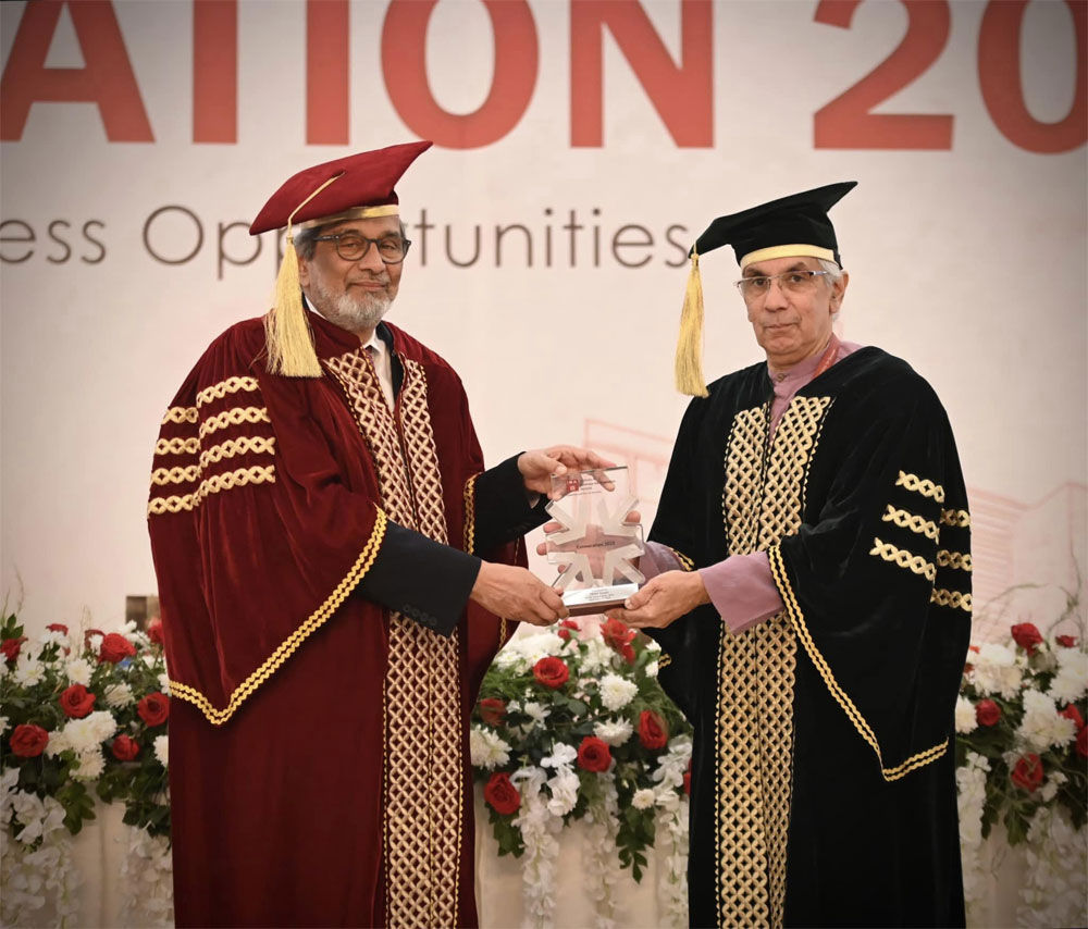 IBA Karachi awards 1,184 degrees at Convocation 2023 