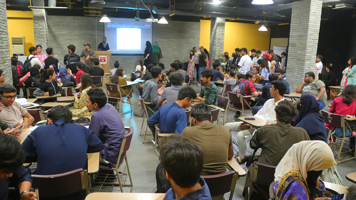 IBA Game Jam 2025 Season 4 Inspires CS Freshman Students