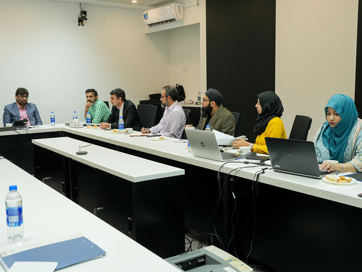 IBA Karachi hosts HEC panel for an assessment of graduate and postgraduate programs