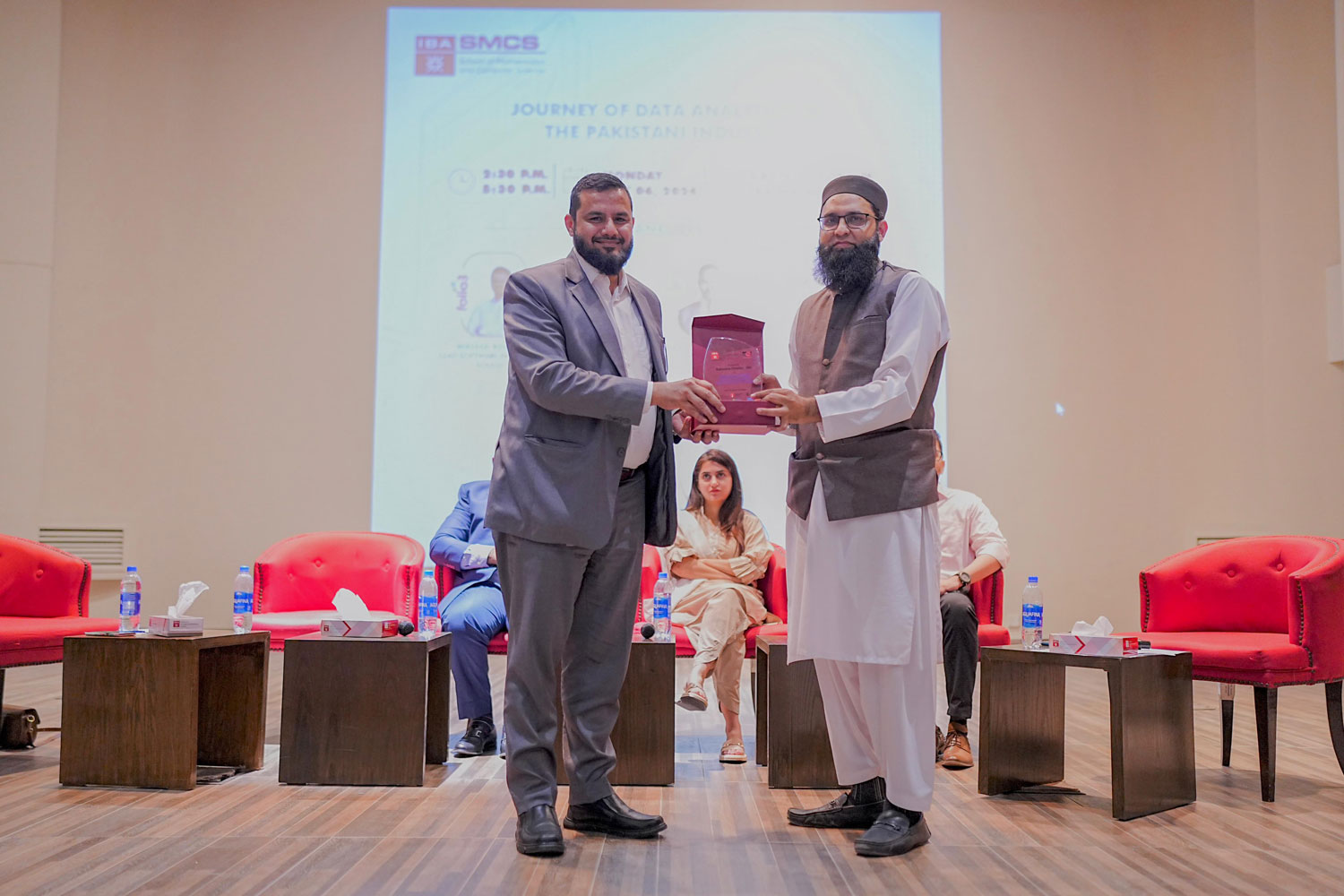 SMCS hosts a panel discussion on  ‘The insightful Journey of Data Analytics in Pakistani Industry’