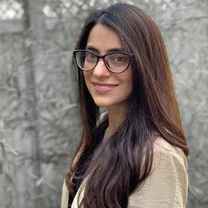 Dr. Zahra Mansoor